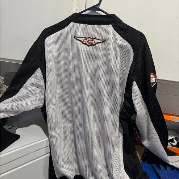 Harley-Davidson Black and White Jacket with Orange Logo - Picture 2 of 3